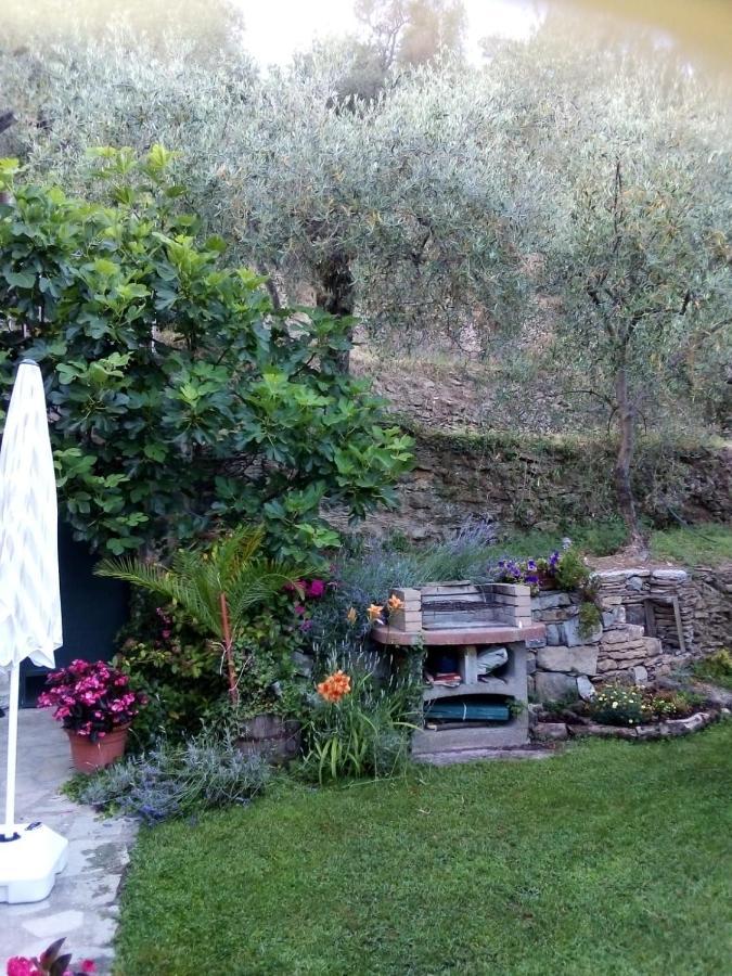 Casa Sylviane Villa Pietrabruna Eksteriør billede